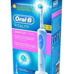 Braun Oral-B Vitality mit Sensitive Clean Bürstenkopf, Verpackung